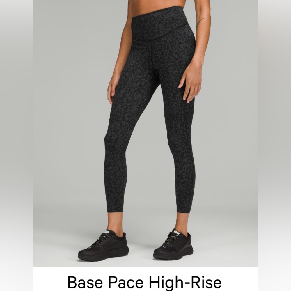 lululemon Base Pace Running tights - Black/Leopard Print